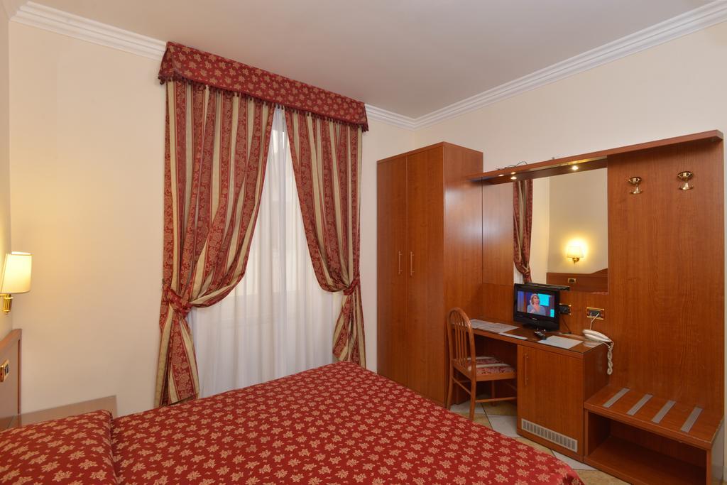 Hotel Chicago Roma Ngoại thất bức ảnh